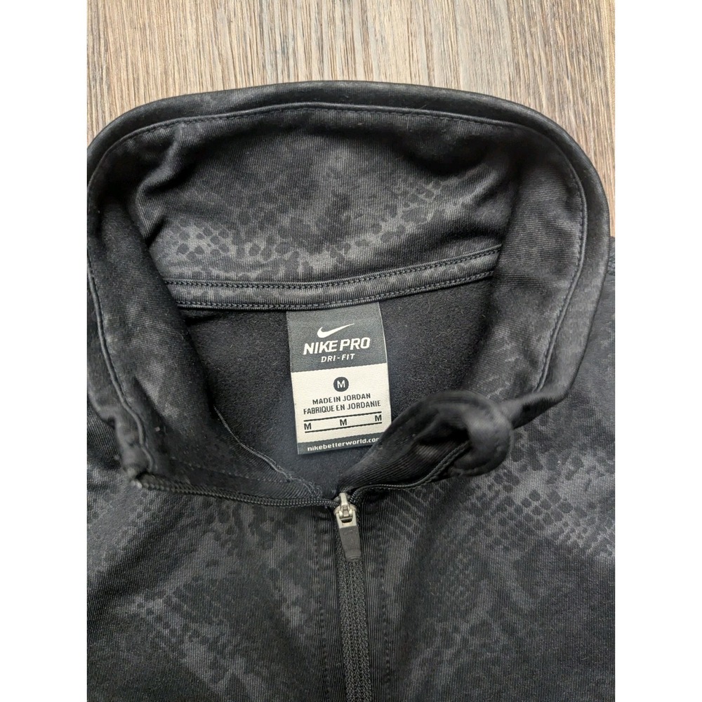 Nike Pro‎ Womens M Pullover BLack Half Zip Embossed Snake Vixen Running Workout - Picture 2 of 11